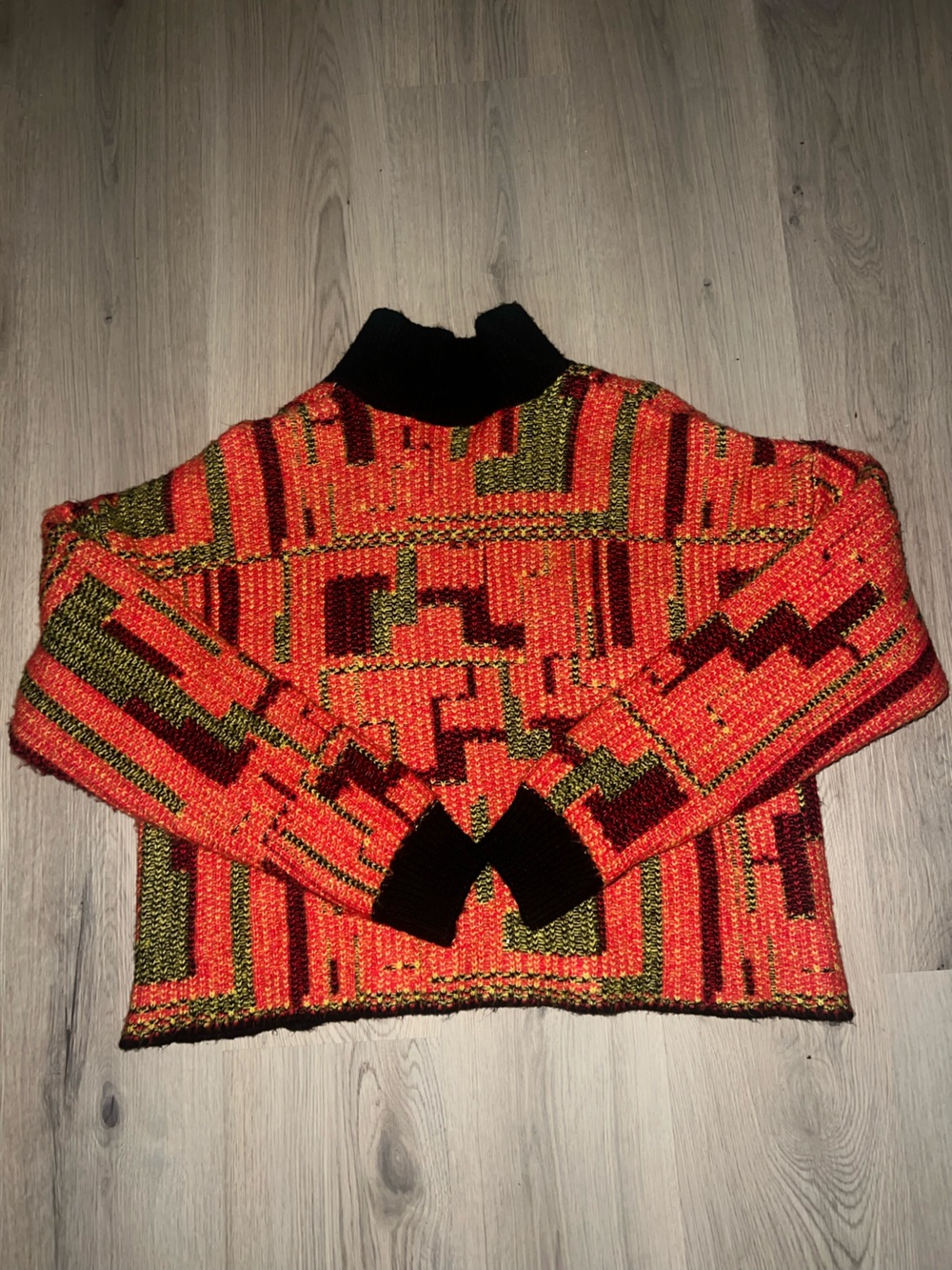 Collusion Geometric Sweater Size M - Picture 17 of 17